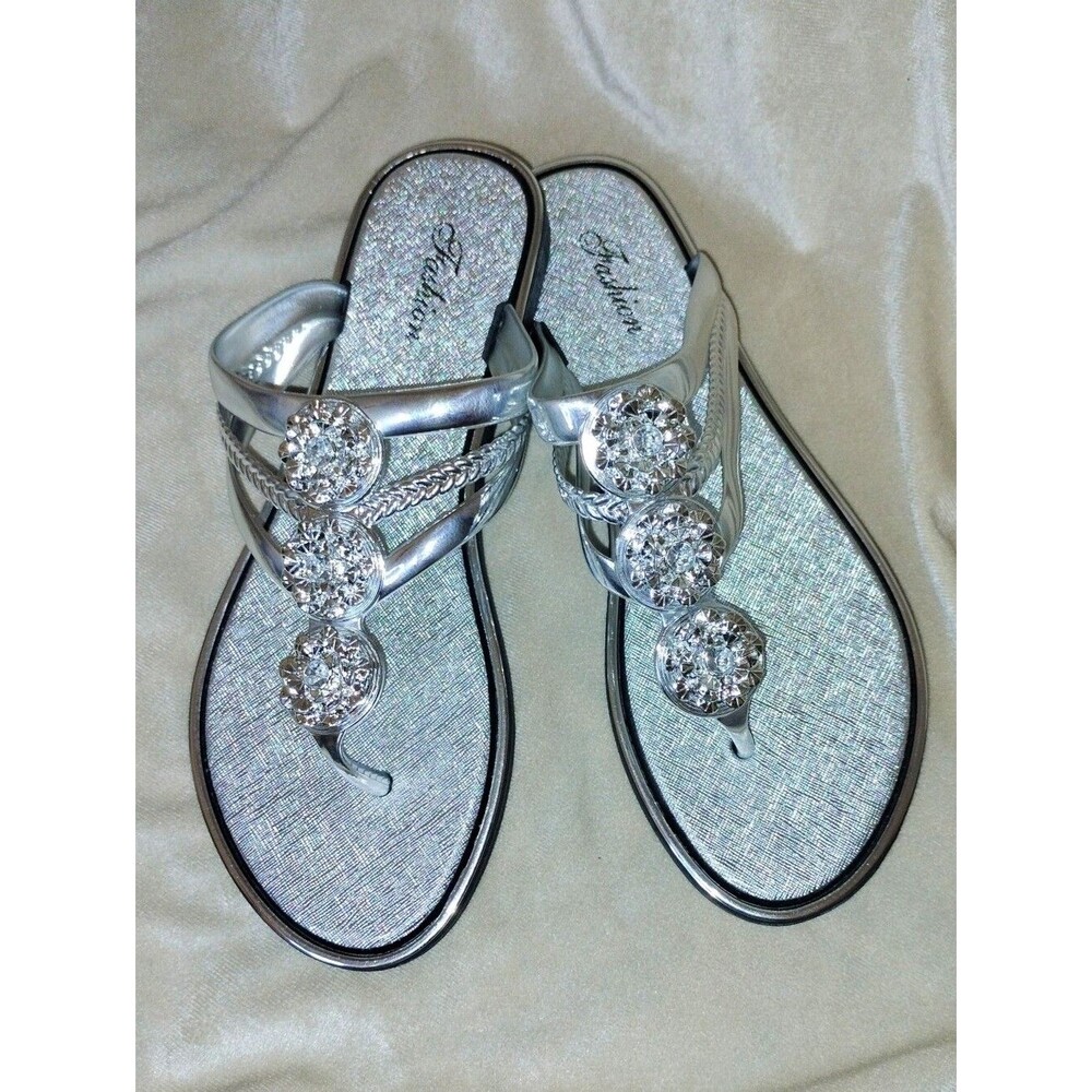 NWOT! Fashion Silver Flat Thong Sandals w/Rhinestone Embellishment. Size 42